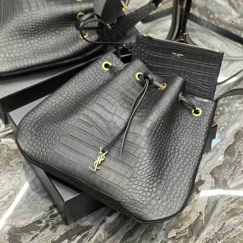 Saint Laurent YSL Paris Vii Large Flat Hobo Bag in Ssmooth Leather for Women