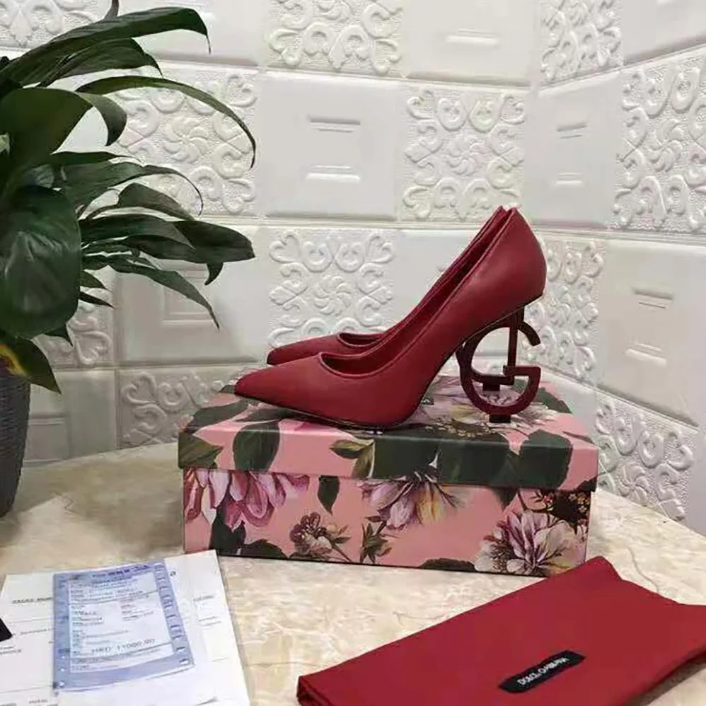 Dolce Gabbana D&G Nappa Leather Pumps with DG in 105 mm Heel for Women in Red Dolce Gabbana D&G Nappa Leather Pumps with DG in 105 mm Heel for Women in Red