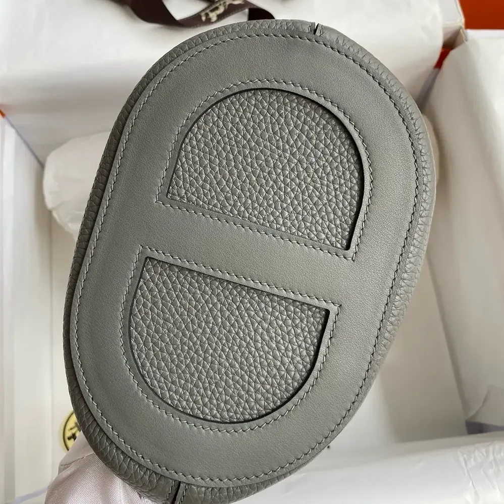 Hermes In the Loop 18 Handbag Clemence Leather for Women in Gray/Silver Hermes In the Loop 18 Handbag Clemence Leather for Women in Gray/Silver