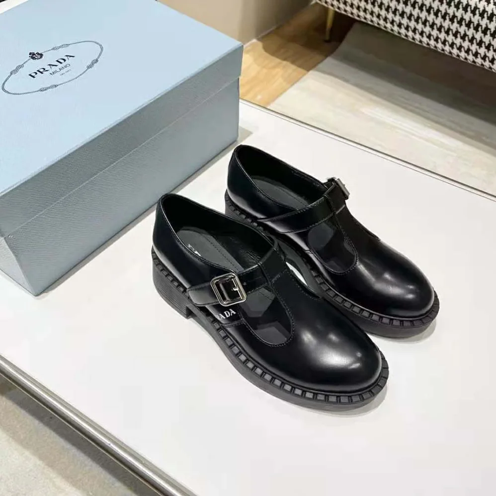 Prada Brushed-Leather Mary Jane T-strap Shoes for Women in Black Prada Brushed-Leather Mary Jane T-strap Shoes for Women in Black