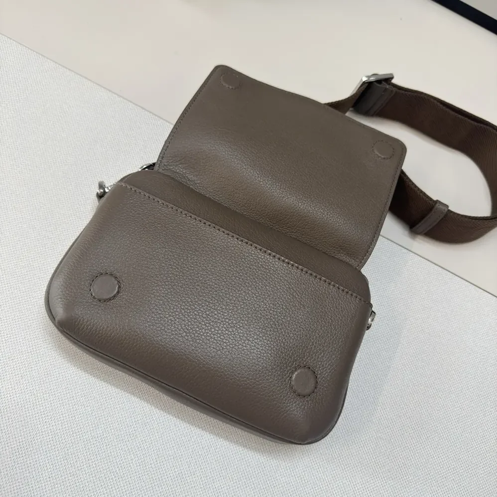 Loewe Small Pebble Messenger Bag in Supple Grained Calfskin for Unisex in Brown