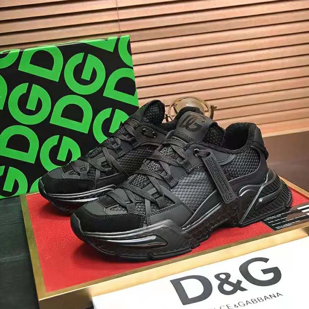 Dolce Gabbana D&G Mixed-Material Airmaster Sneakers for Unisex in Black Dolce Gabbana D&G Mixed-Material Airmaster Sneakers for Unisex in Black