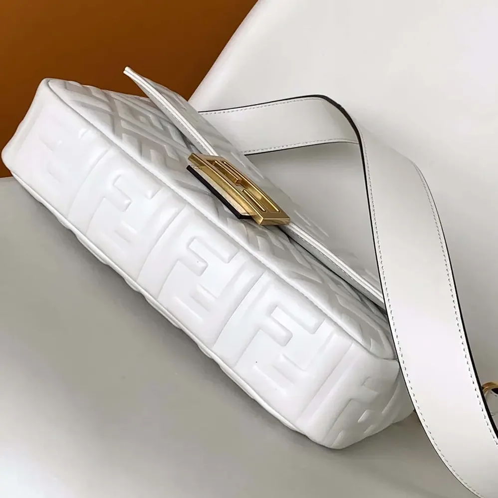 Fendi Medium Baguette White Leather Bag for Women