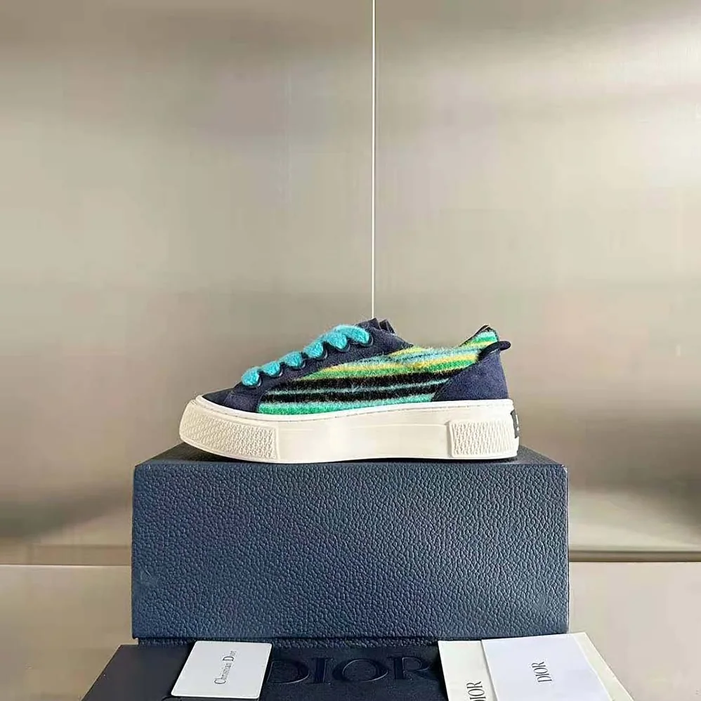 Dior Tears B33 Sneaker – Limited and Numbered Edition for Men in Blue