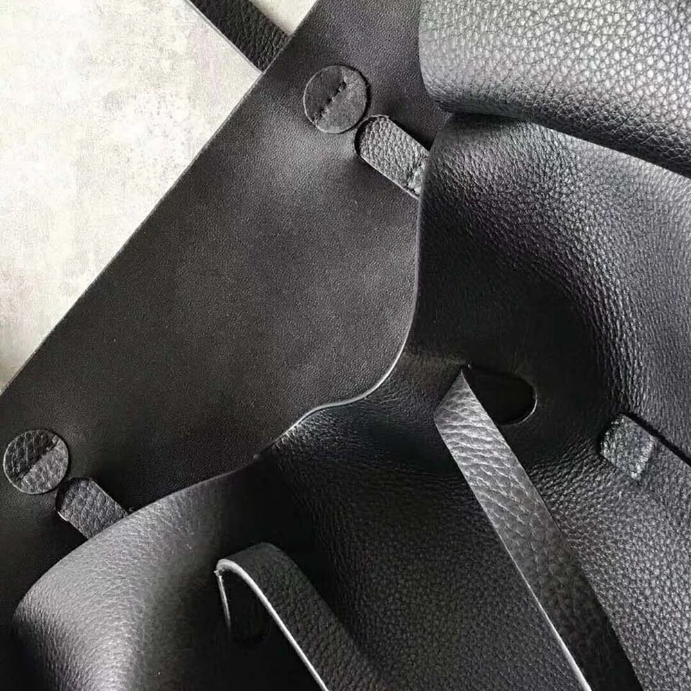Balenciaga Everyday Tote S Calfskin Tote with Thin Handles for Women