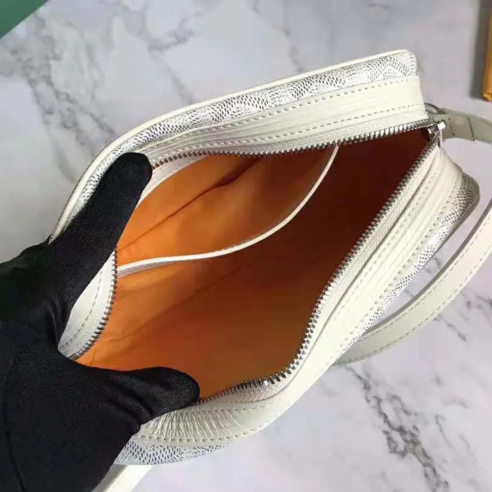 Goyard Cap-vert Pm Bag for Unisex in White Goyard Cap-vert Pm Bag for Unisex in White