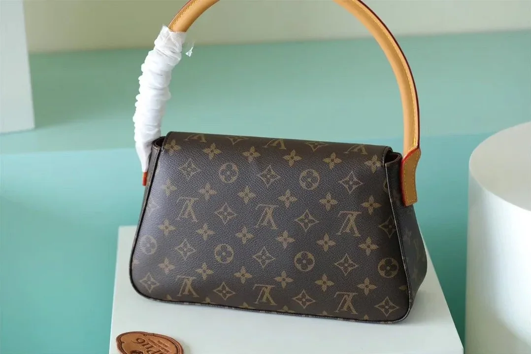 Louis Vuitton Mini Looping Flap Shoulder Bag Monogram in Brown LV Louis Vuitton Mini Looping Flap Shoulder Bag Monogram in Brown LV