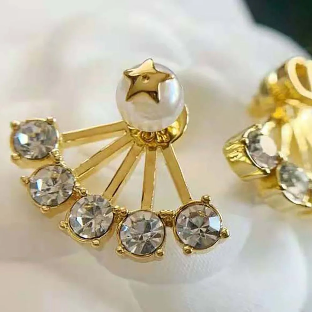 Dior Petit CD Earrings Gold for Women in Finish Metal Dior Petit CD Earrings Gold for Women in Finish Metal