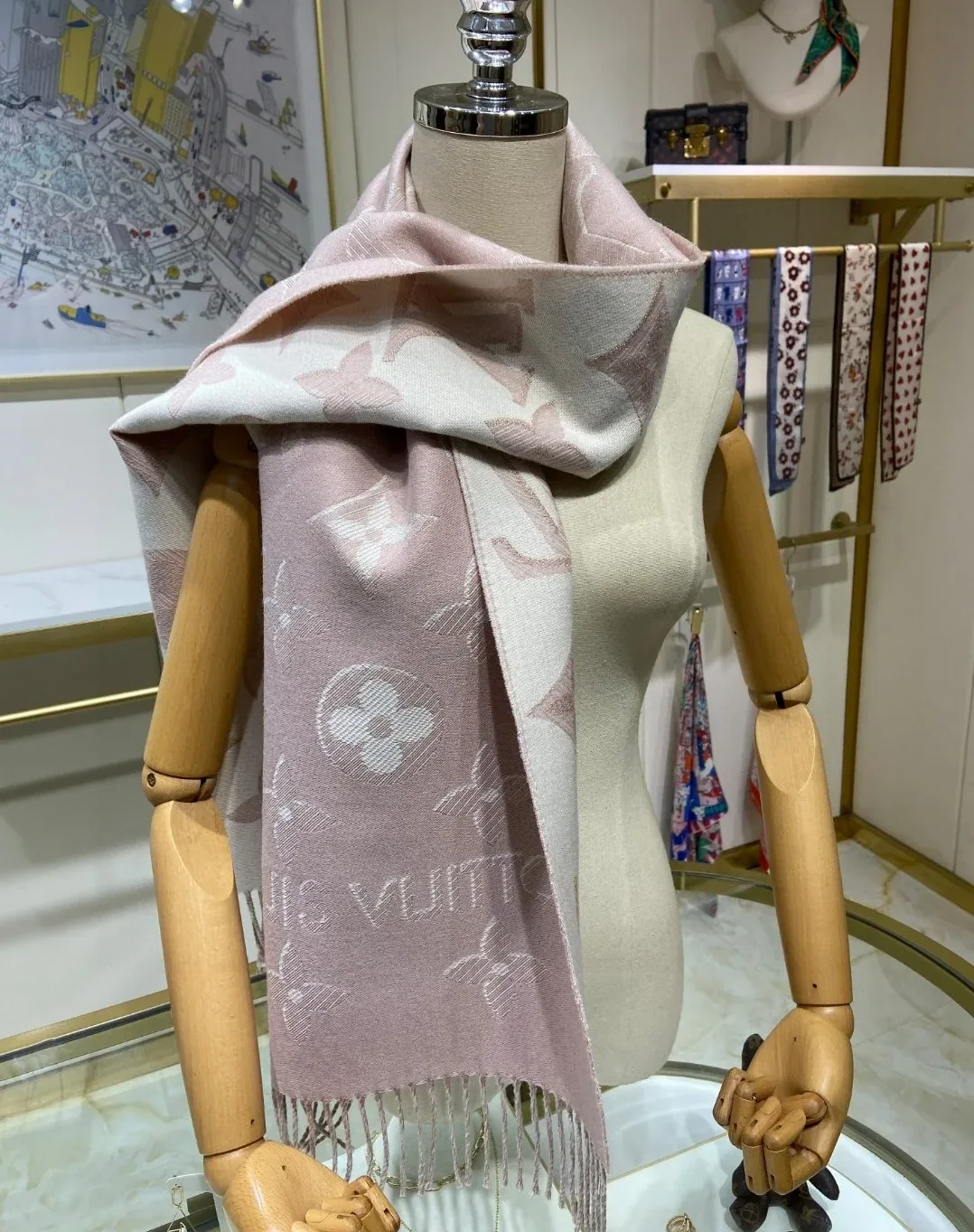 Louis Vuitton Double Sided Long Scarf Pink Louis Vuitton Double Sided Long Scarf Pink