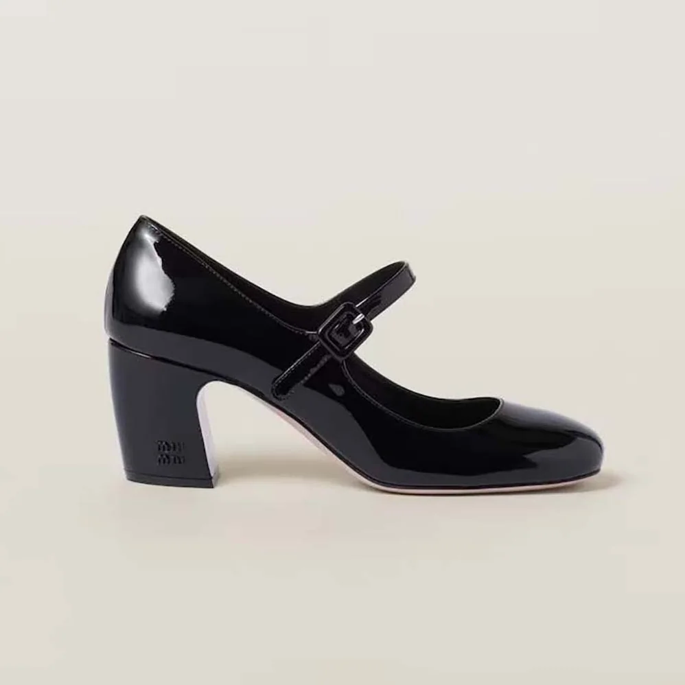 Miu Miu Patent Leather Pumps with Metal Lettering Logo for Women in Black Miu Miu Patent Leather Pumps with Metal Lettering Logo for Women in Black