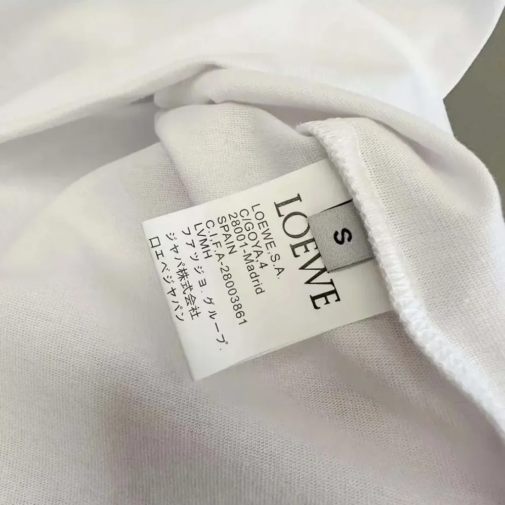 Loewe Relaxed Fit T-shirt in Cotton-Off for Men in white Loewe Relaxed Fit T-shirt in Cotton-Off for Men in white