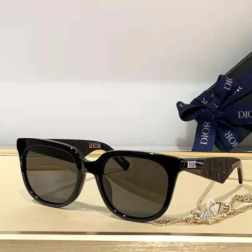 Dior DiorB27 S1I Black Rectangular Sunglasses for Men Dior DiorB27 S1I Black Rectangular Sunglasses for Men