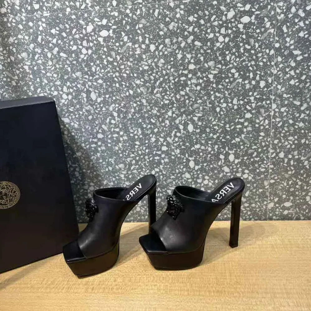 Versace La Medusa Platform Mules in Calf Leather for Women in Black Versace La Medusa Platform Mules in Calf Leather for Women in Black