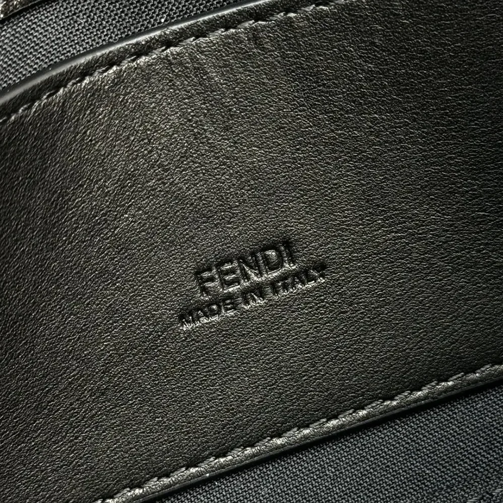 Fendi Baguette Phone Pouch Black Nappa Leather Pouch for Women Fendi Baguette Phone Pouch Black Nappa Leather Pouch for Women