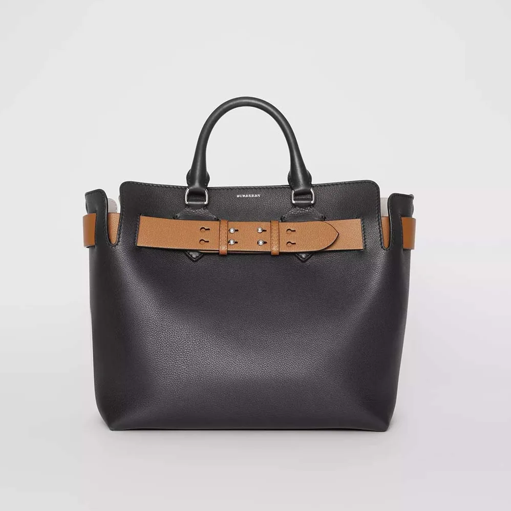 Burberry The Medium Leather Belt Bag for Women in Black