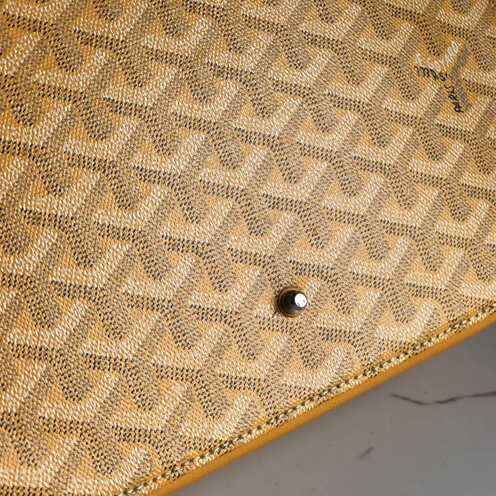 Goyard 233 Bag for Unisex in Yellow