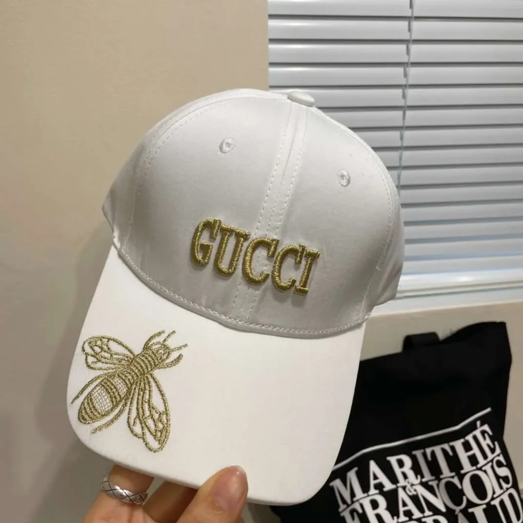 Gucci Bee Baseball Hat White
