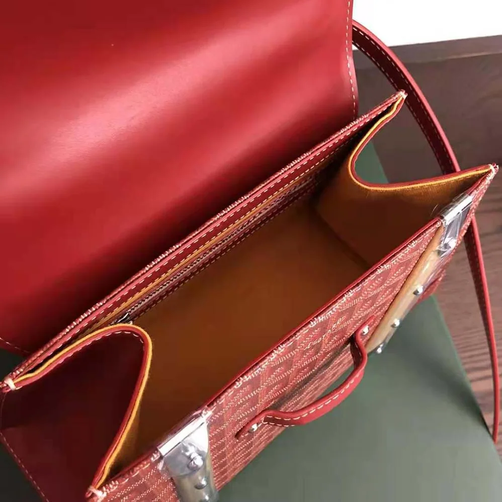 Goyard Sac Saïgon PM in Toile Goyardine & Clamecy Calfskin for Women in Red Goyard Sac Saïgon PM in Toile Goyardine & Clamecy Calfskin for Women in Red