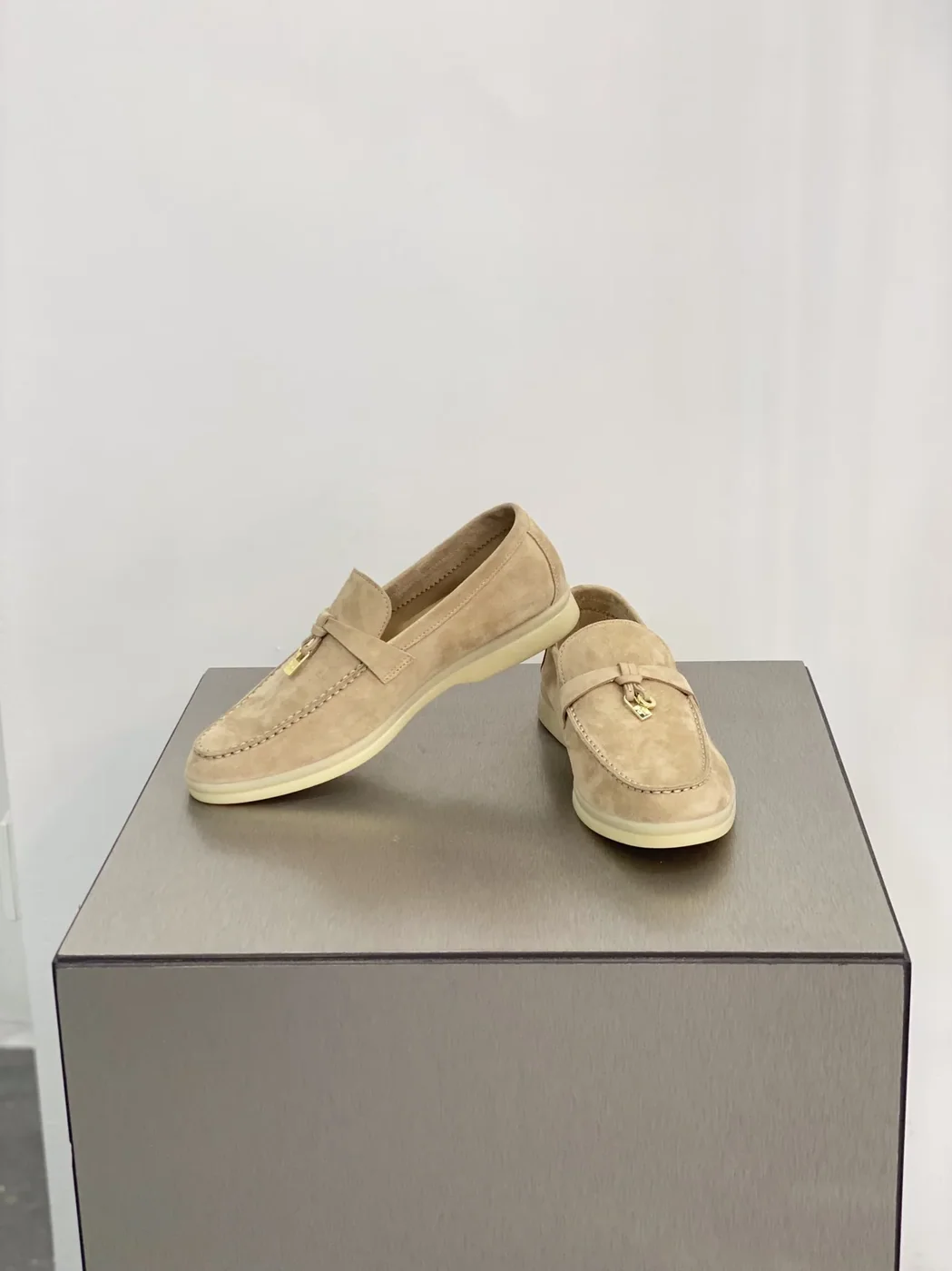 Loro Piana Summer Charms Walk Loafers Sandstone – FAE5444
