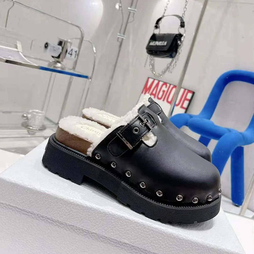 Dior Diorquake Clog Black Calfskin and White Shearling for Women