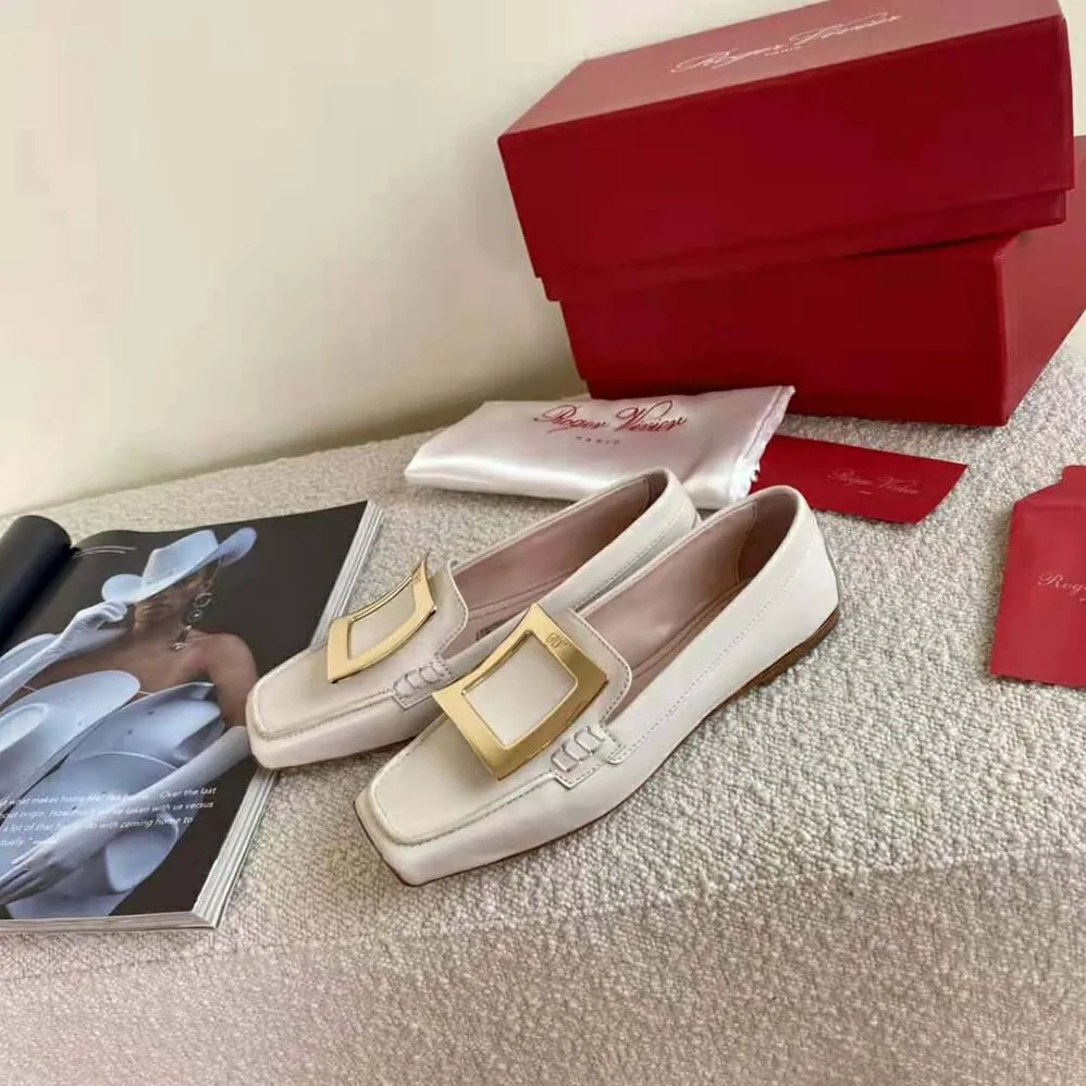 Roger Vivier Viv' Driver Metal Buckle Loafers in Leather for Women in White Roger Vivier Viv' Driver Metal Buckle Loafers in Leather for Women in White