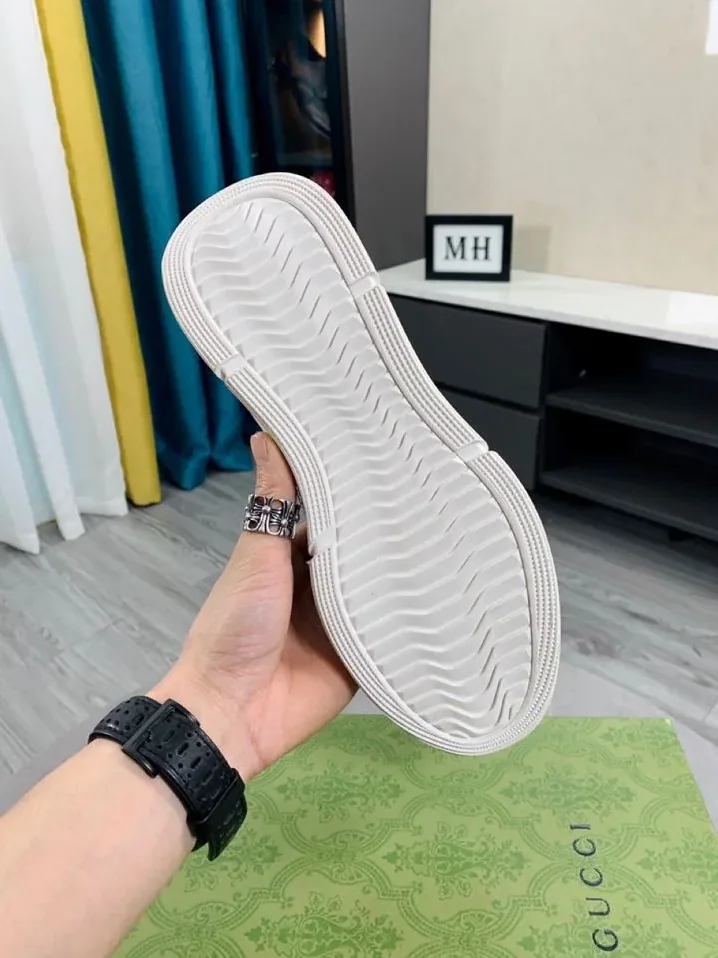 Gucci GG Embossed Sneaker Chucky With Stripes Black And White for Men