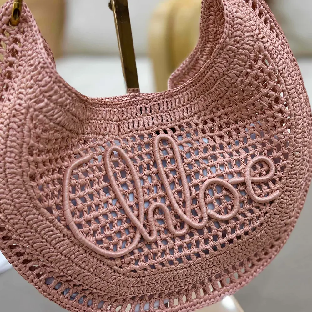 Chloe Summer Banana Hobo Bag In Raffia for Women in Pink