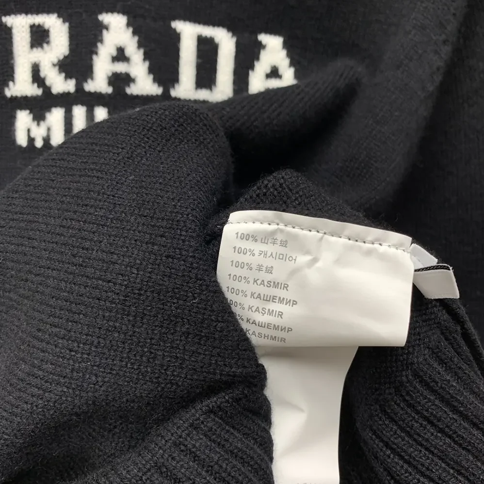 Prada Cashmere and Wool Prada Logo Crew-neck Sweater for Men in Black Prada Cashmere and Wool Prada Logo Crew-neck Sweater for Men in Black