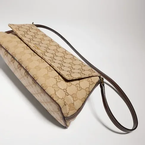 Gucci Madison Medium Shoulder Bag / Sand/ Dark Brown Gold Hardware
