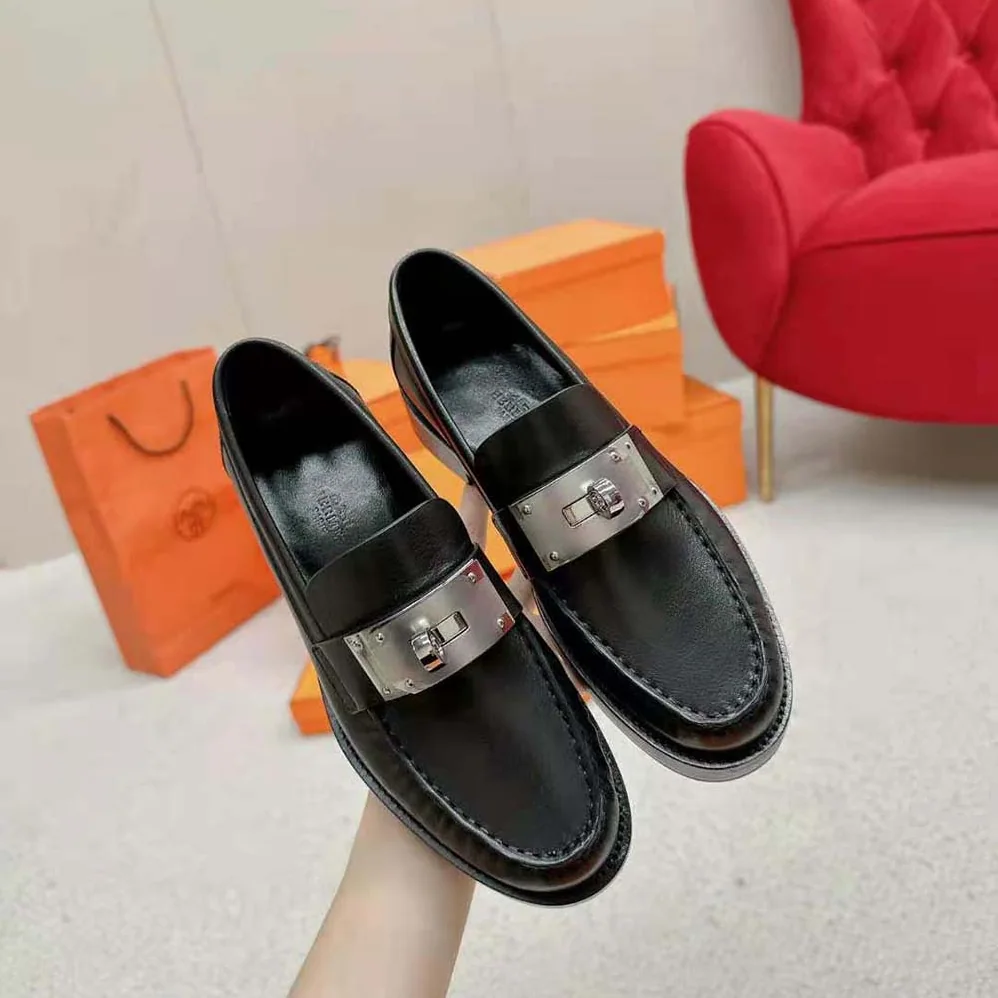 Hermes Hot Loafer in Calfskin for Men in Black Hermes Hot Loafer in Calfskin for Men in Black