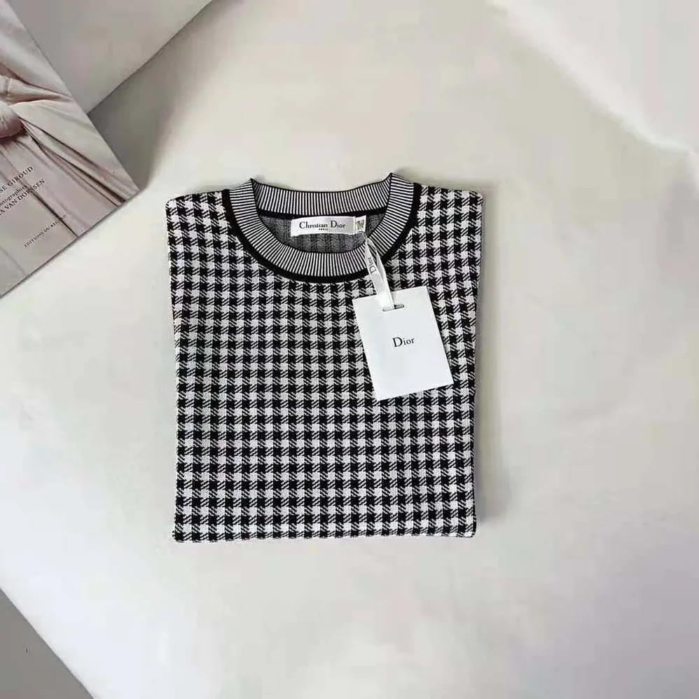 Dior Short-sleeved Sweater Gray and Black Check'n'Dior Cashmere and Silk Blend Knit for Women Dior Short-sleeved Sweater Gray and Black Check'n'Dior Cashmere and Silk Blend Knit for Women
