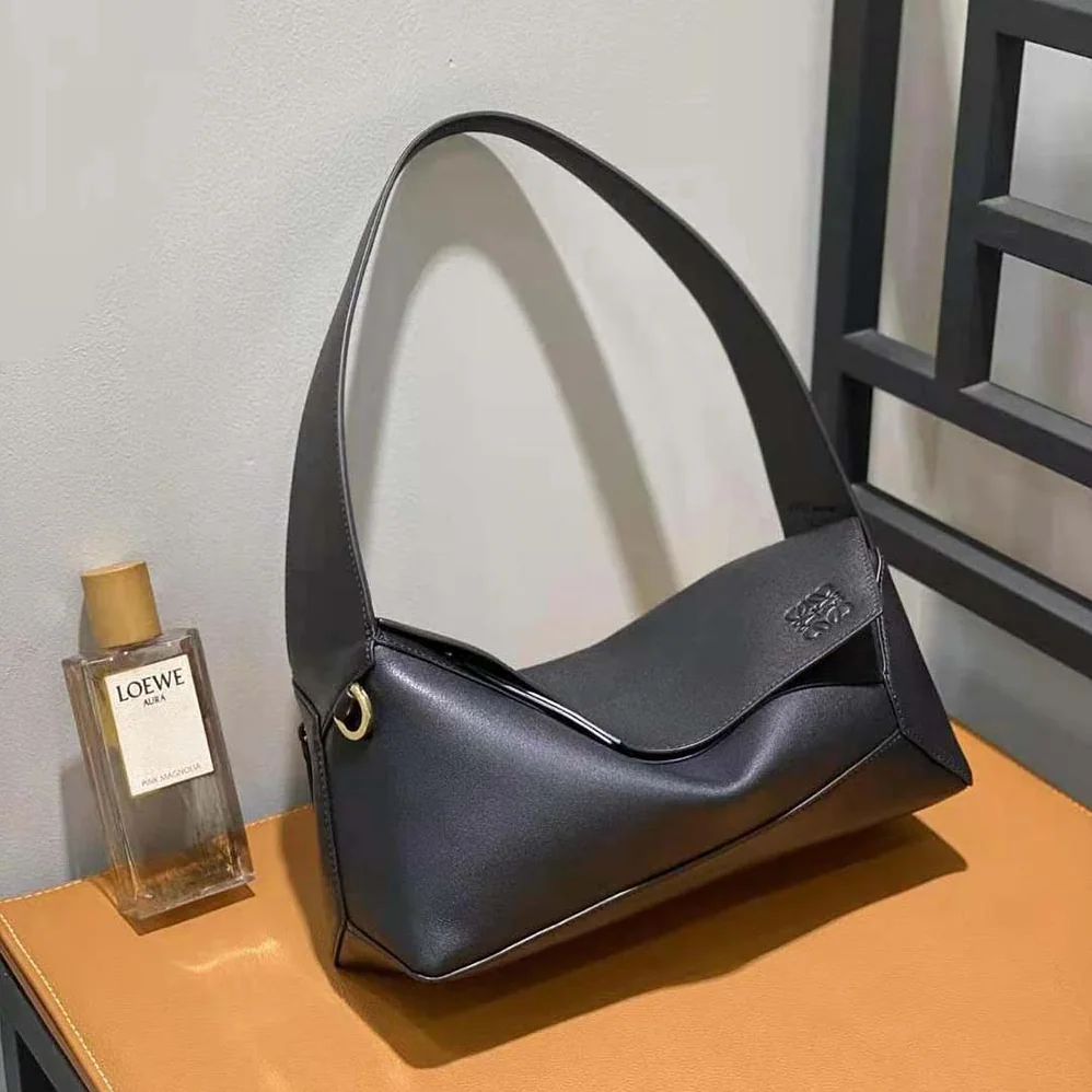 Loewe Puzzle Hobo Bag in Nappa Calfskin for Women in Black