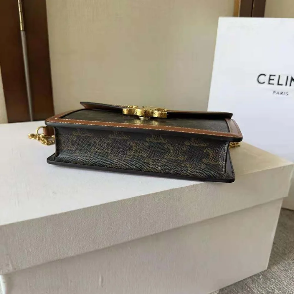 Celine Wallet on Chain Margo in Triomphe Canvas and Calfskin for Women Celine Wallet on Chain Margo in Triomphe Canvas and Calfskin for Women