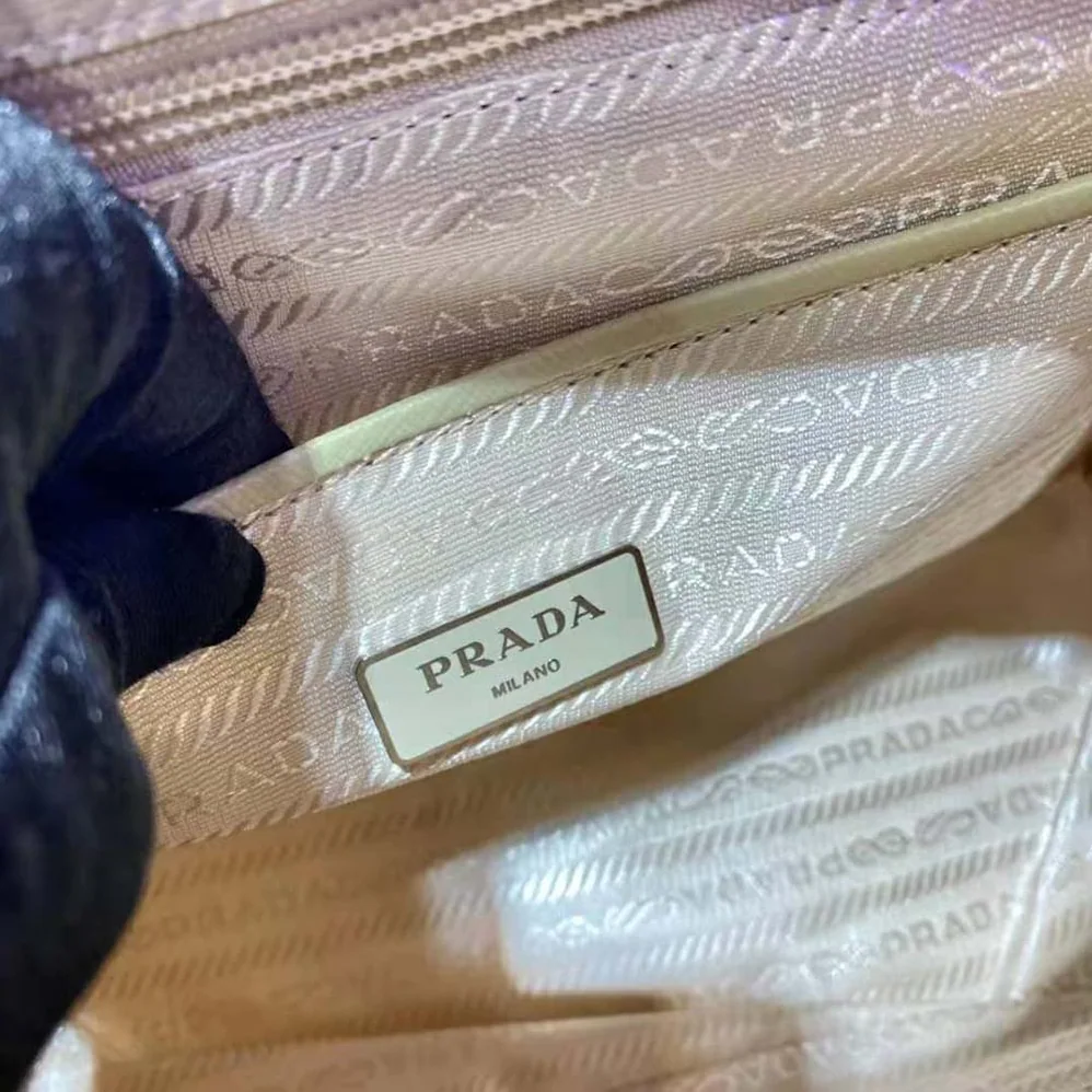 Prada Re-Nylon Shoulder Bag for Women in Beige Prada Re-Nylon Shoulder Bag for Women in Beige