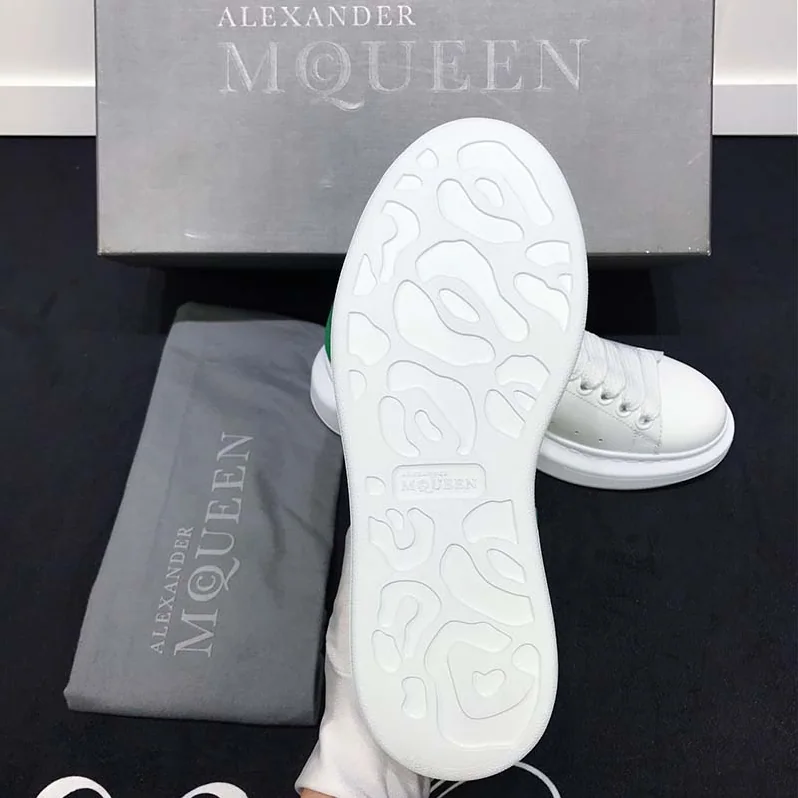 Alexander McQueen Oversized Sneaker Shoes for Women in Green Alexander McQueen Oversized Sneaker Shoes for Women in Green