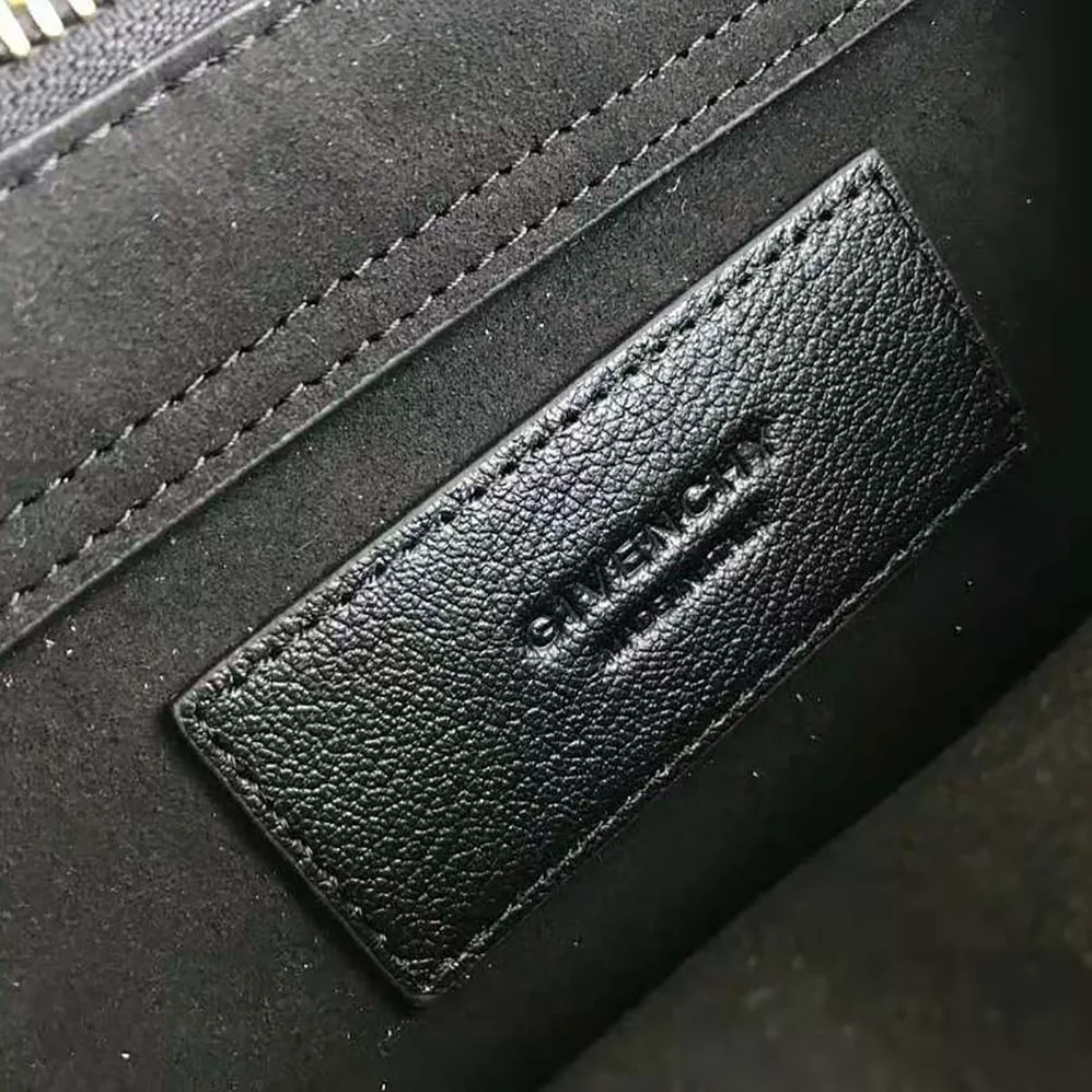 Givenchy Cross3 Bag in Grained Leather and Suede for Women in Black Givenchy Cross3 Bag in Grained Leather and Suede for Women in Black