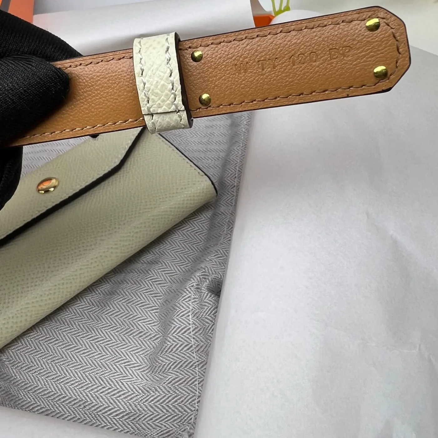 Hermes Kelly Pocket 18 Belt Craie Hermes Kelly Pocket 18 Belt Craie