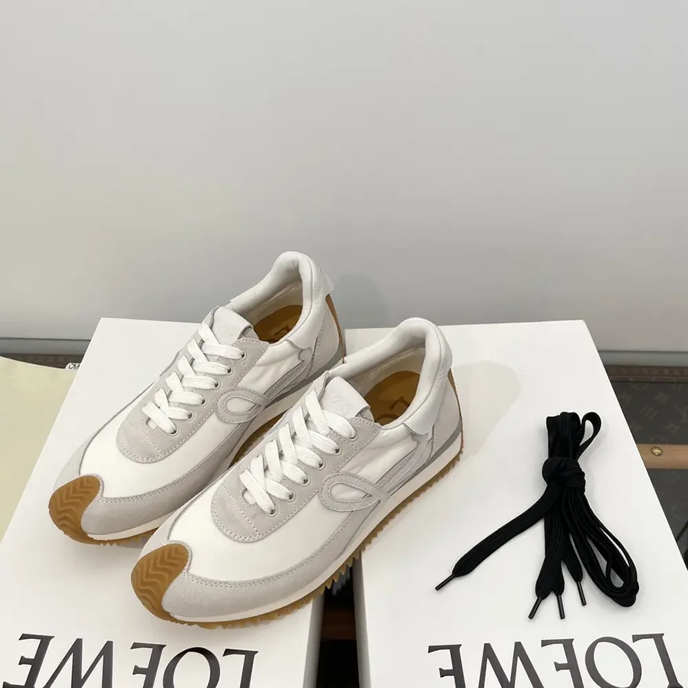 Loewe Flow Runner in Nylon and Suede for Unisex in White Loewe Flow Runner in Nylon and Suede for Unisex in White
