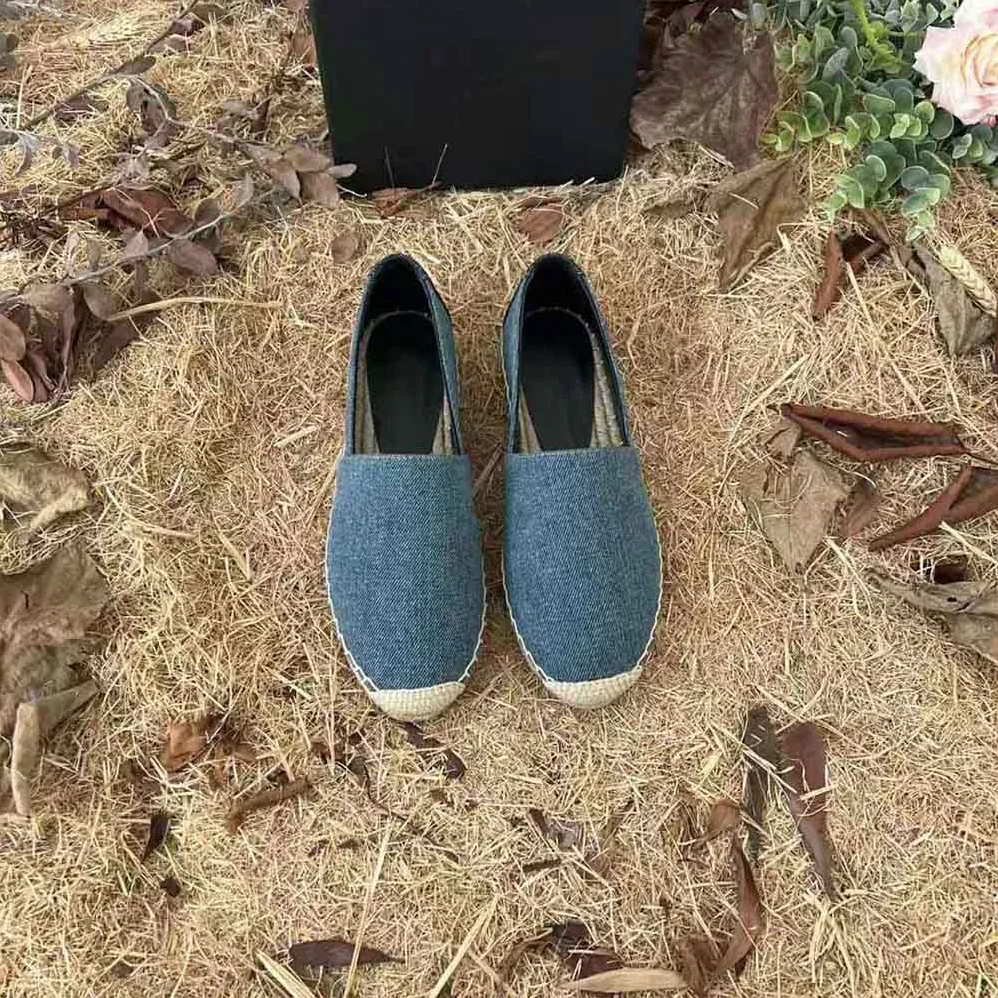 Saint Laurent YSL Ysl Embroidered Espadrilles in Denim for Women in Navy