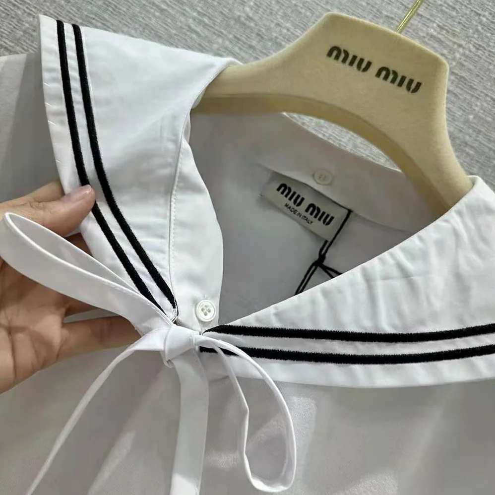 Miu Miu Embroidered Cotton T for Women in shirt with Embroidered Logo Miu Miu Embroidered Cotton T for Women in shirt with Embroidered Logo