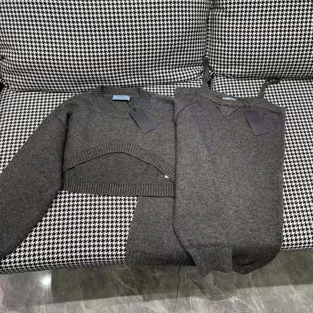 Prada Cashmere and Wool Sweater for Women in Silver
