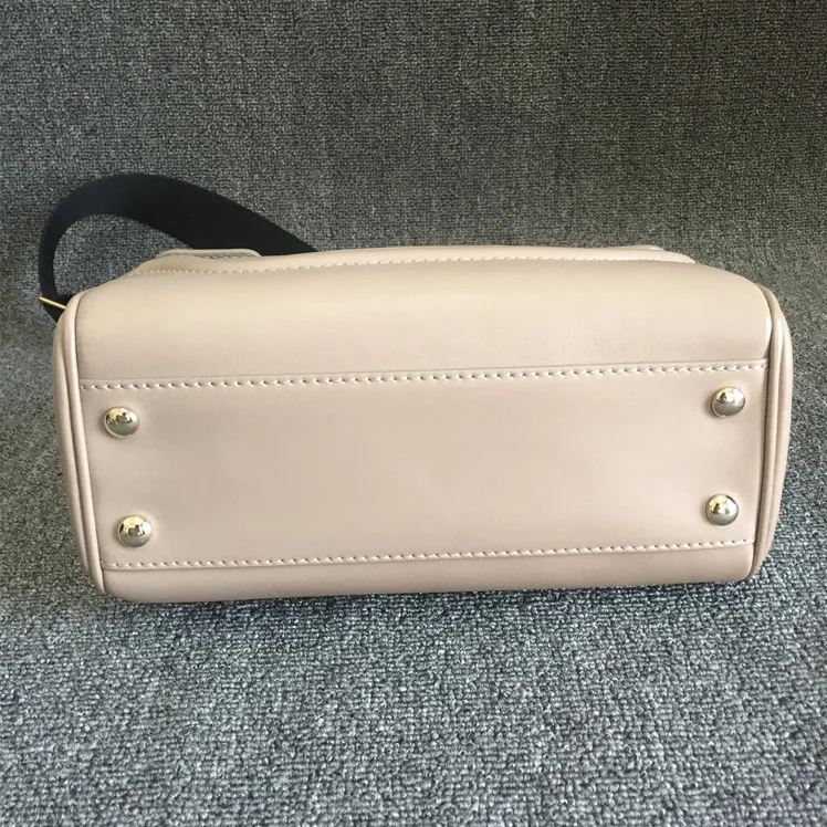 Versace Palazzo Empire Medium Bag in Calf Leather in White Versace Palazzo Empire Medium Bag in Calf Leather in White