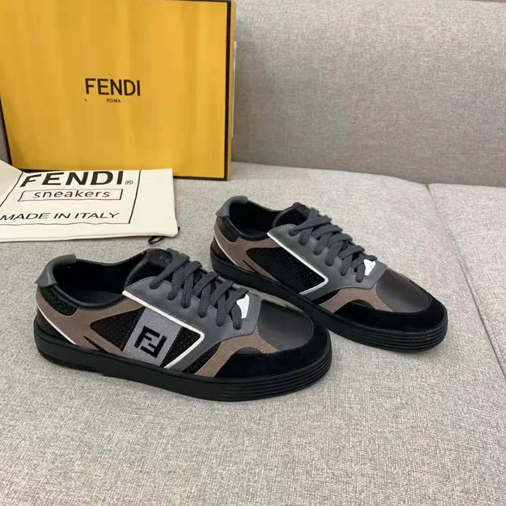 Fendi Step Black Leather Low for Men in tops Fendi Step Black Leather Low for Men in tops