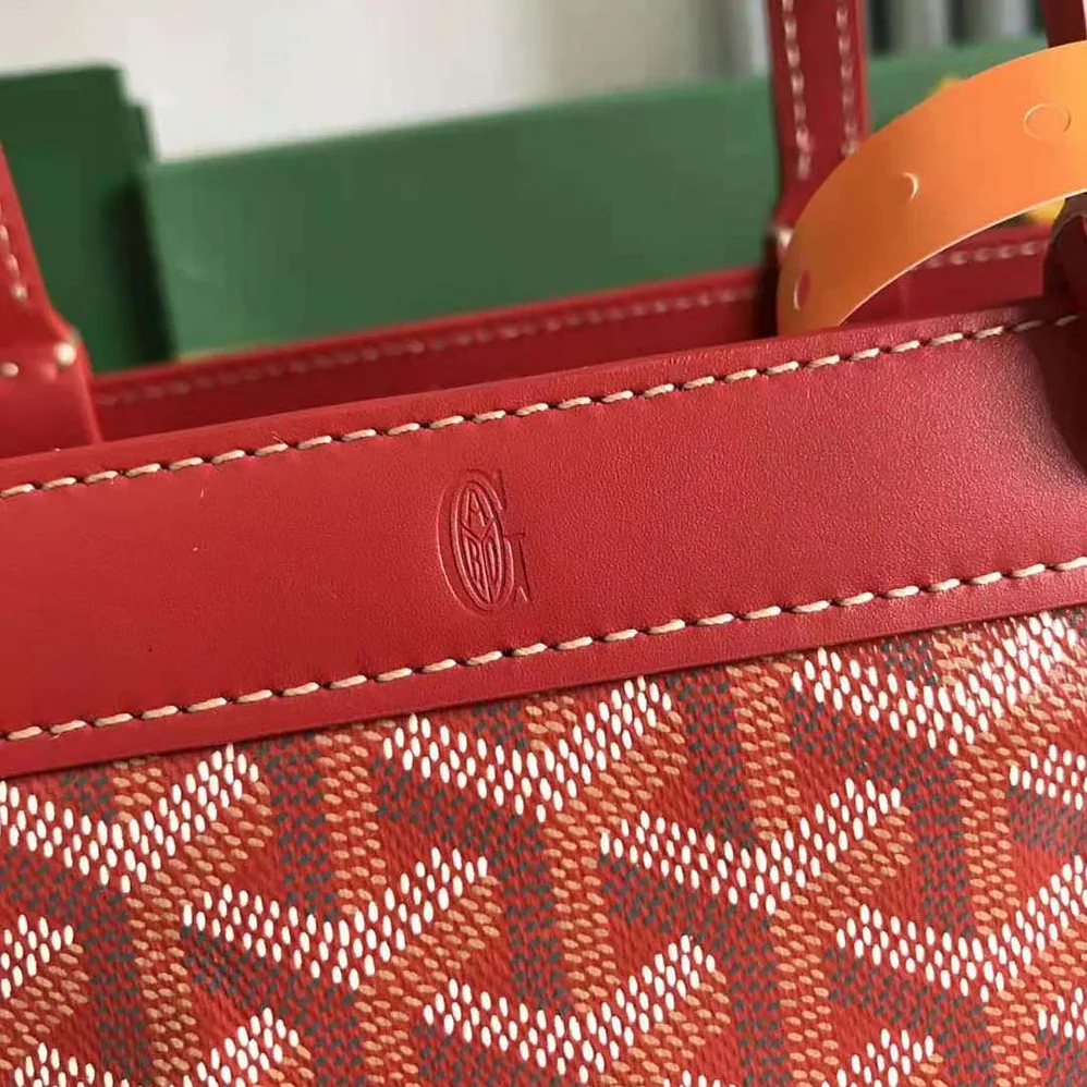 Goyard Bellechasse Biaude PM Bag for Women in Red