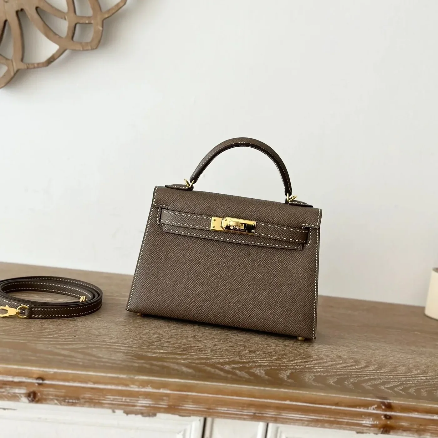 Hermes Kelly Mini Top Handle Bag / Etoupe Epsom Gold Hardware 's Hermes Kelly Mini Top Handle Bag / Etoupe Epsom Gold Hardware 's