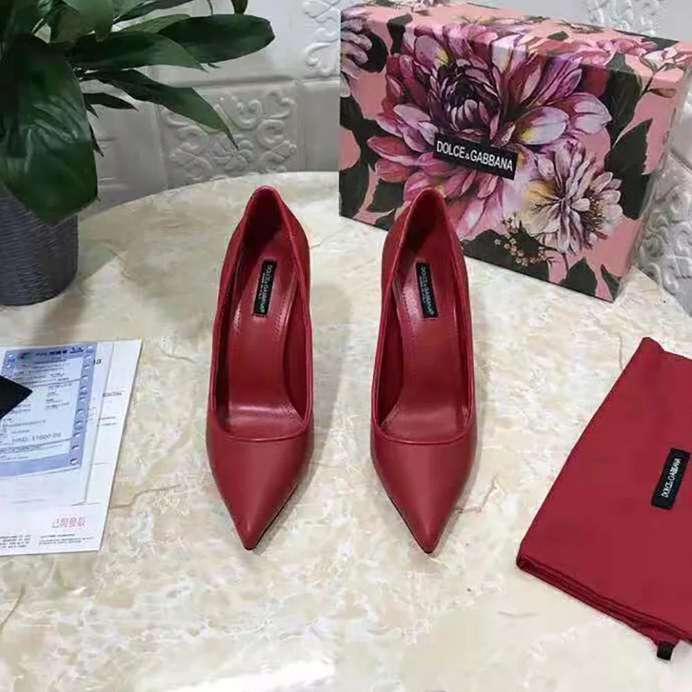 Dolce Gabbana D&G Nappa Leather Pumps with DG in 105 mm Heel for Women in Red Dolce Gabbana D&G Nappa Leather Pumps with DG in 105 mm Heel for Women in Red