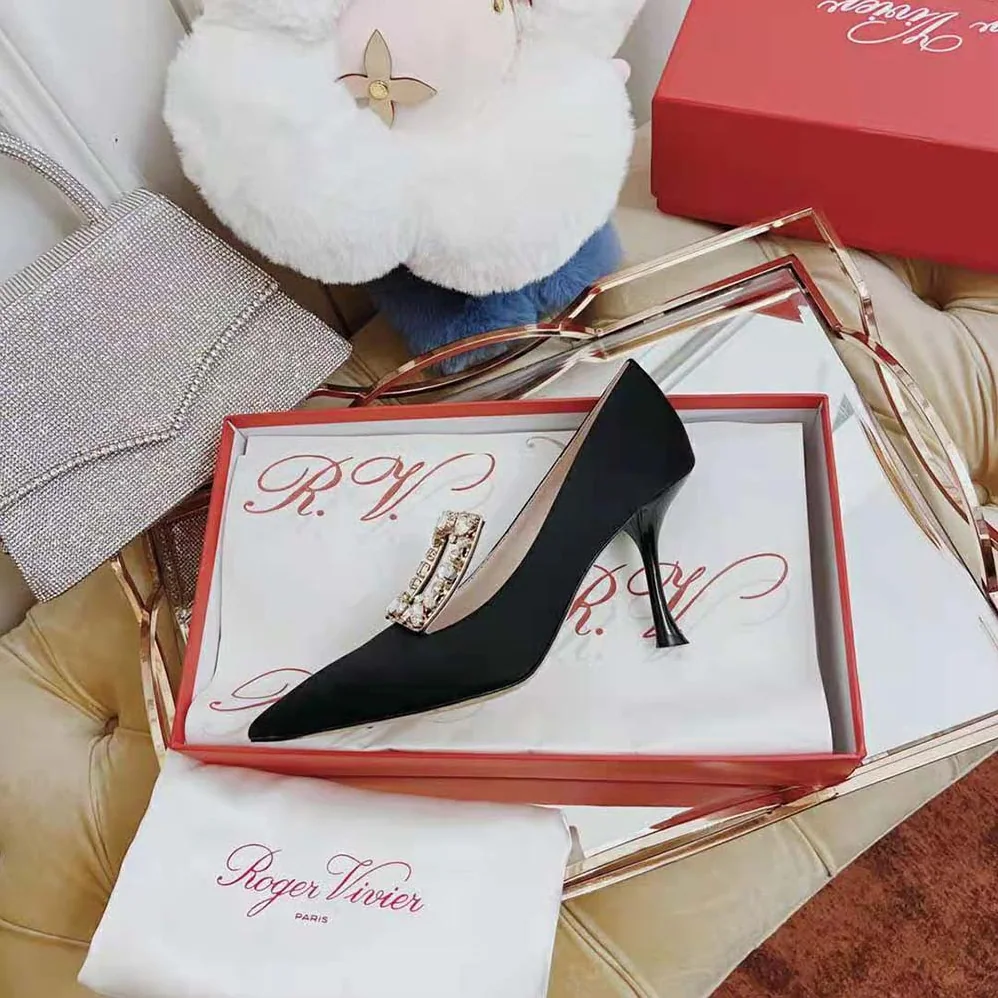 Roger Vivier Broche Vivier Buckle Pumps in Satin-10cm Heel for Women Roger Vivier Broche Vivier Buckle Pumps in Satin-10cm Heel for Women