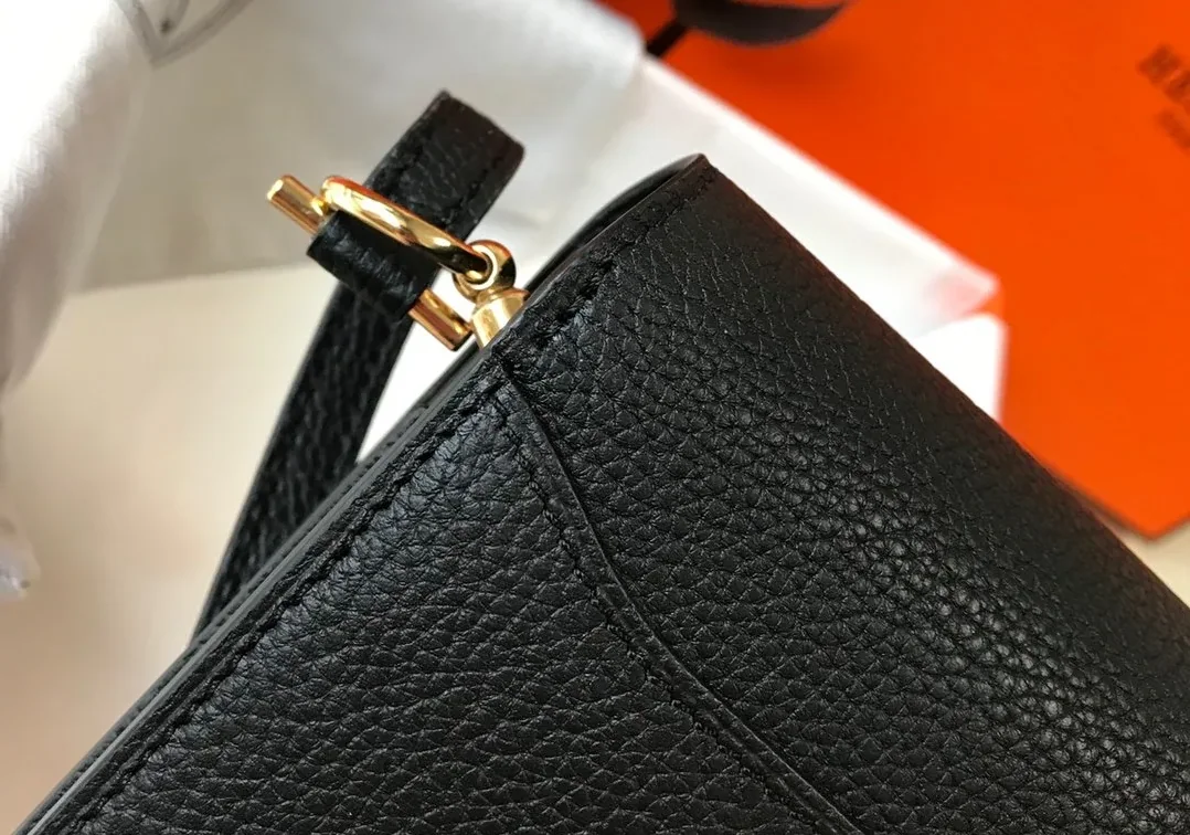 Hermes Mini Evercolor Sac Roulis 19 Black Hermes Mini Evercolor Sac Roulis 19 Black