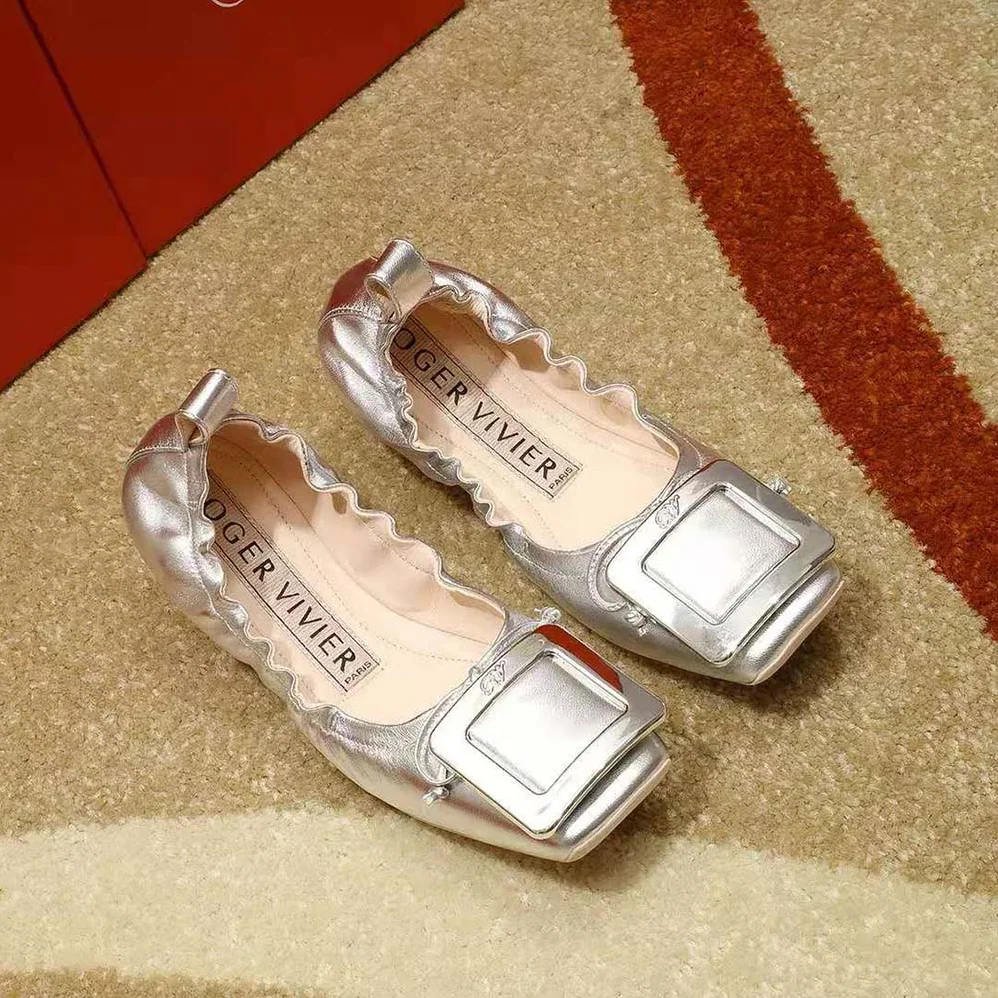 Roger Vivier Viv' Pockette Metal Buckle Ballerinas in Nappa for Women in Silver Roger Vivier Viv' Pockette Metal Buckle Ballerinas in Nappa for Women in Silver