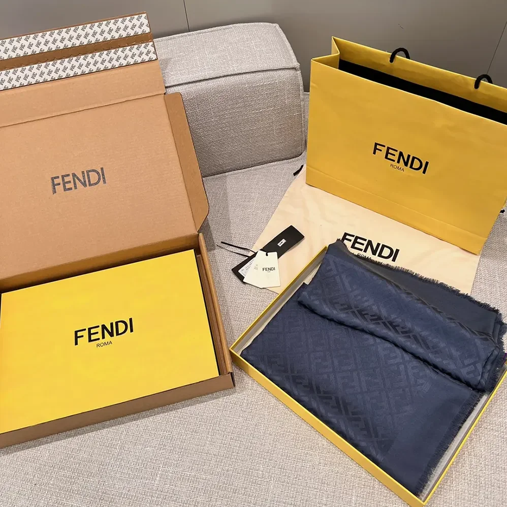 Fendi FF Navy Blue Silk and Wool Shawl for Unisex Fendi FF Navy Blue Silk and Wool Shawl for Unisex